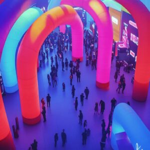 Comment les structures gonflables personnalisées boostent la visibilité lors des événements
